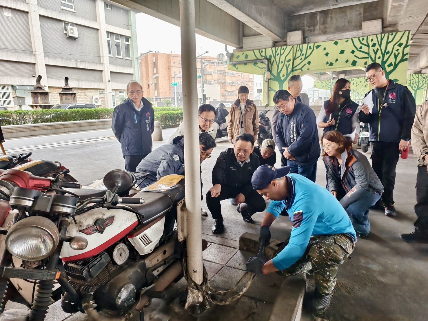 排除廢車占公有地 (4).jpg